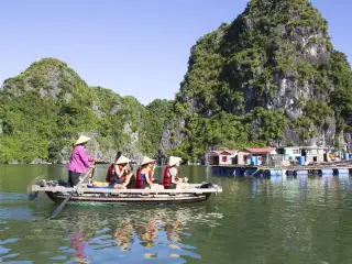 Bamboo boat ride Vung Vieng village.bak