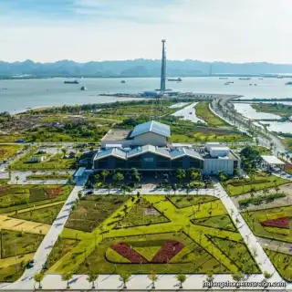 Cat Ba cable car station and sea-crossing tower